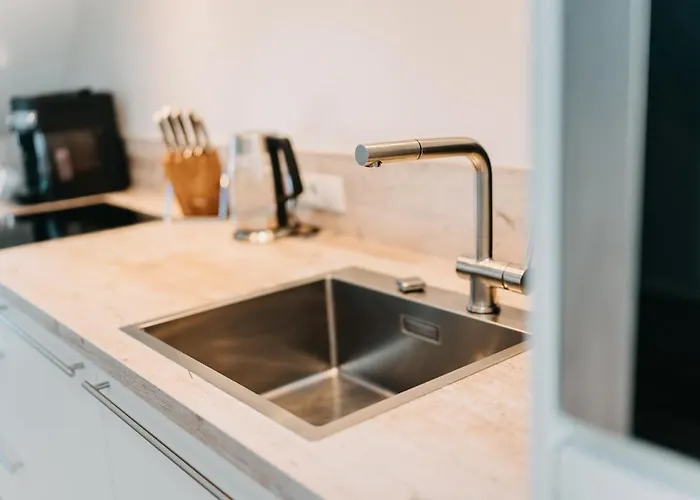 Modern Dream Location Apartment, Old Town Apartamento *